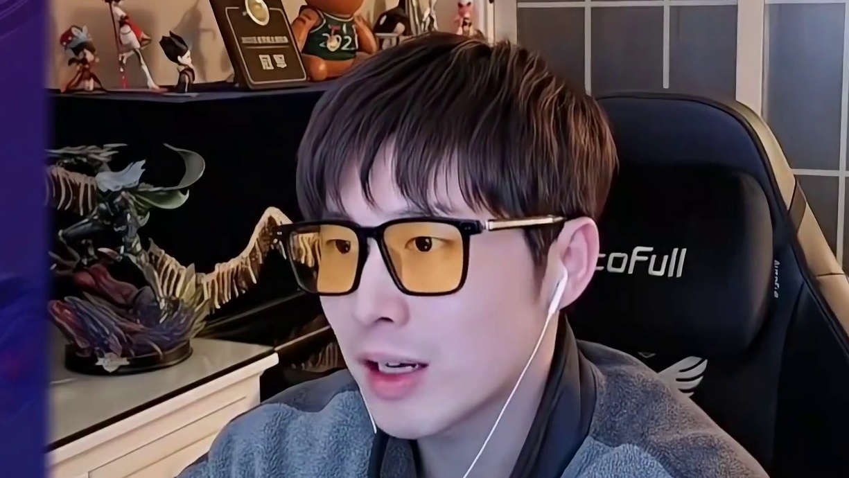 现在的狼队很稳定，对新版本也很有理解，在不断向前迈进。 KPL春季赛