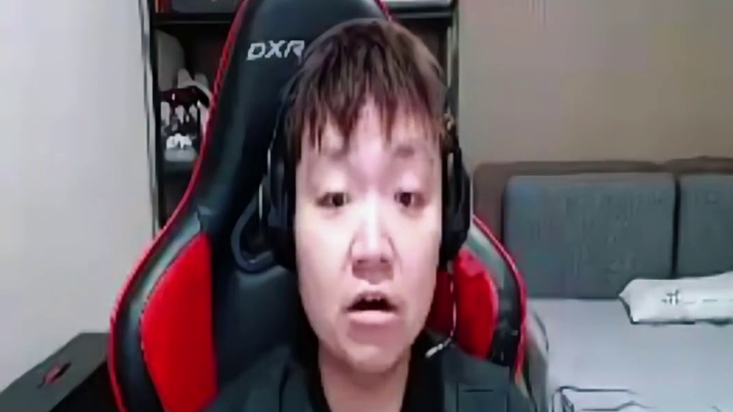 恭喜AG零封TLG完成四连胜，doo烧成燃灯古佛了，请看AG两张图的高光时刻吧