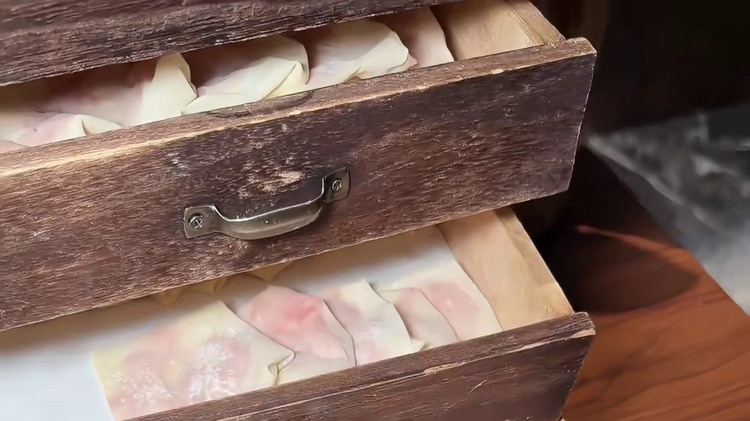 上海28块两颗的馄饨，换你们吃多少能吃饱！