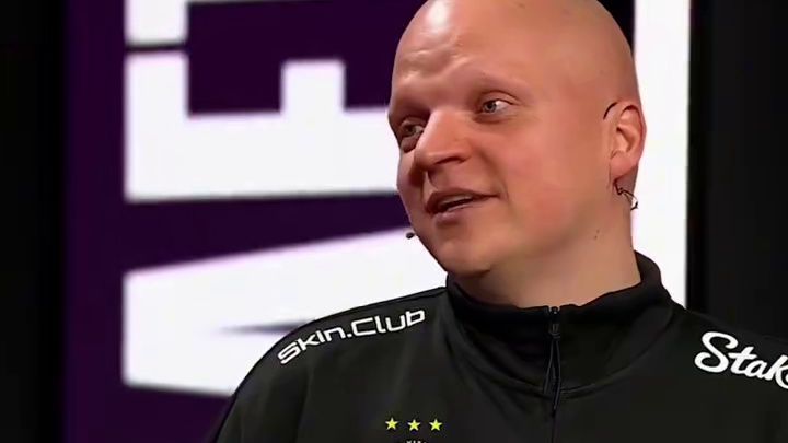 falcons反穿豆豆应援服嘲讽小蜜蜂