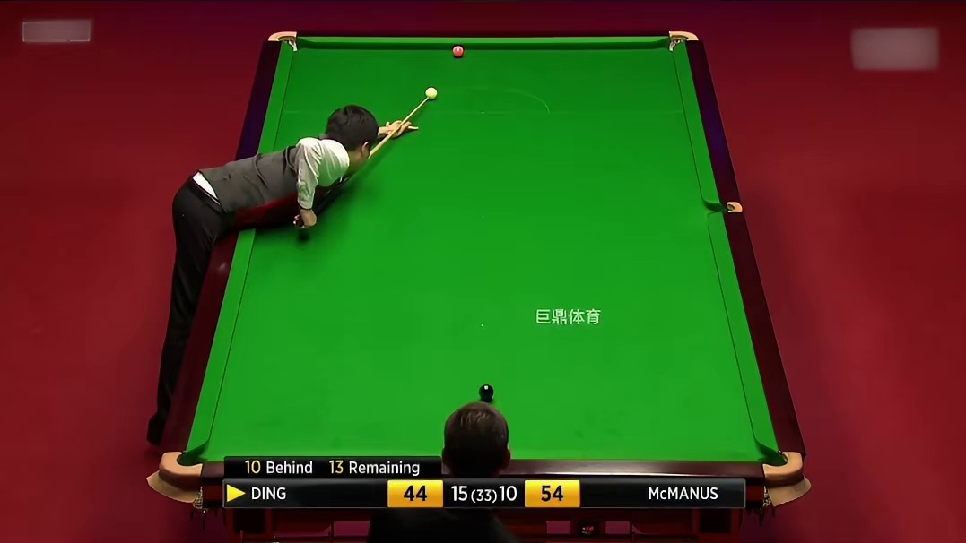 两颗球的天价斯诺克，对手气的怒目圆瞪，坐在休息区口吐芬芳