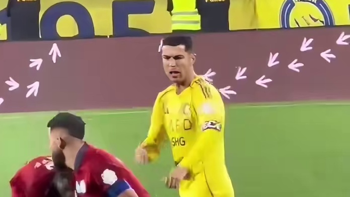 笑死我了！C罗遇到沙特影帝了！#足球