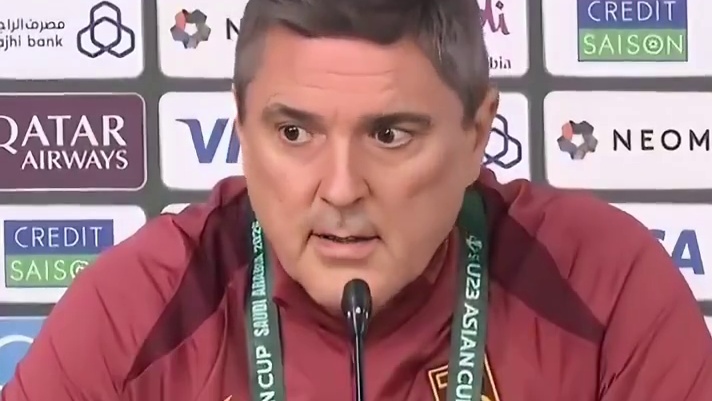 【中国队加油！】 明晚（1月24日），U23国足将与日本队争夺本届U23亚洲杯的冠军。北京时间23日