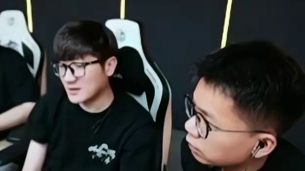 有弹幕问白鲨Doo换阿旭LGD会是什么水平，念旧直言会把Doo折磨退役不想打了