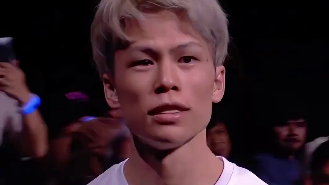 20岁广西狼兵后裔技惊四座，首秀干爆日本冠军！