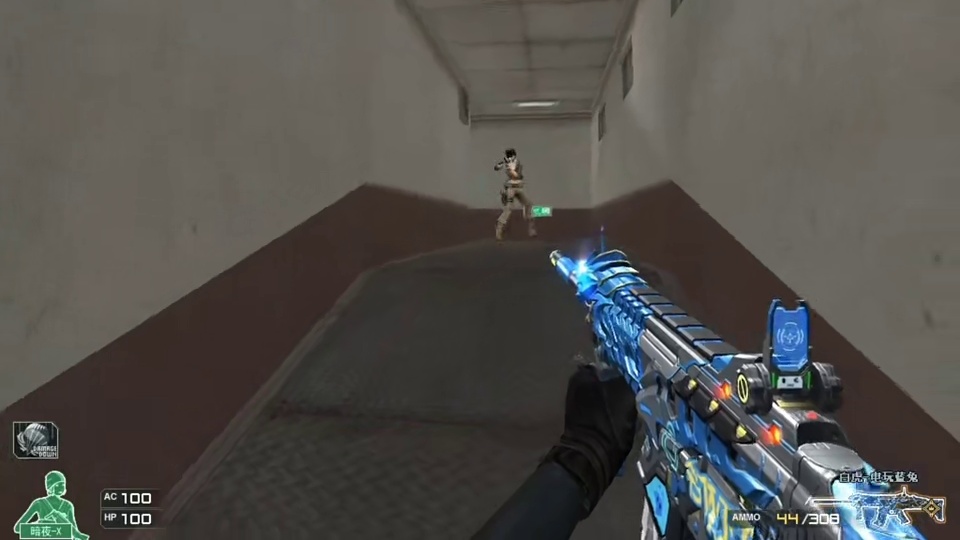 对面太菜了这都不敢过来打我