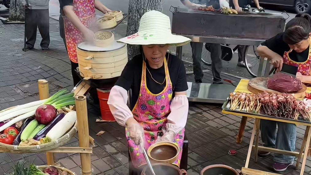湘潭藏在居民楼下的小破店！不太好找