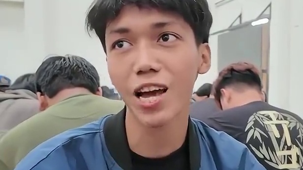 这就是决胜巅峰的魅力，这就是全球电竞的魅力！让我们齐聚一堂，感受决胜巅峰带来的激情与热血！