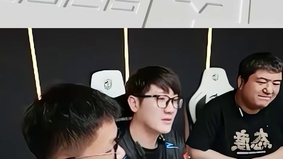 柒皇赛场使用男角色，念旧解析男角色在潜艇管道防守有很大优势