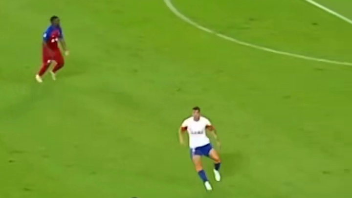 这样进门是在开玩笑吗