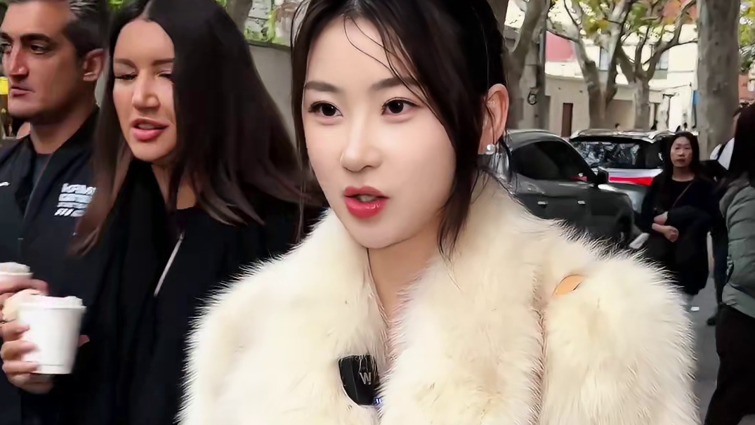 一位三观和性格都非常好的小姐姐