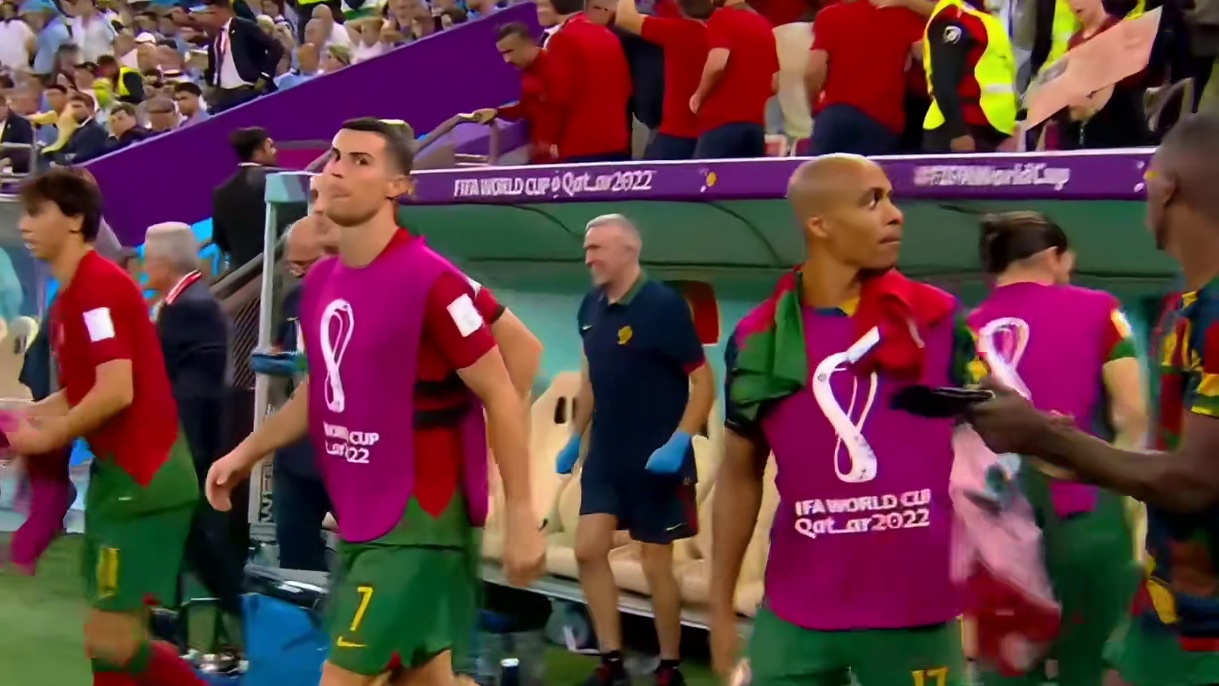 葡萄牙2 -0拿下乌拉圭，提前锁定出线