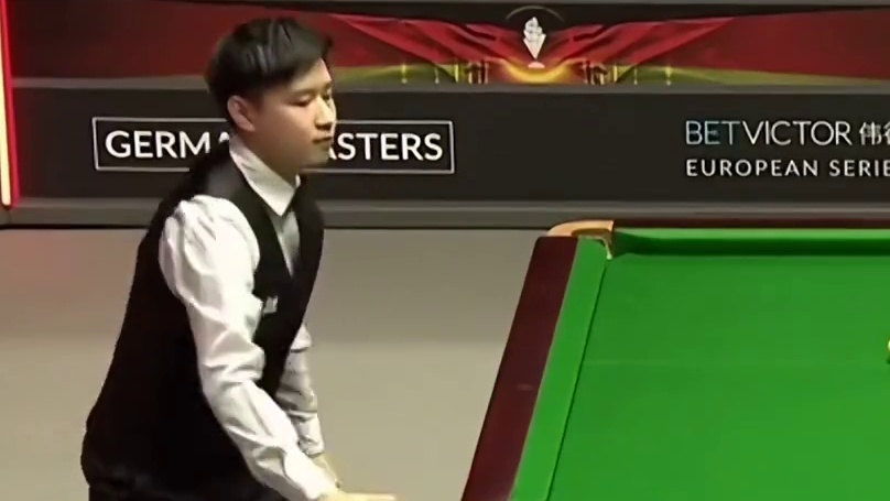 德国大师赛，赵心童无解远台上手，马威表示根本防不住，上手就是一杆制胜！ #