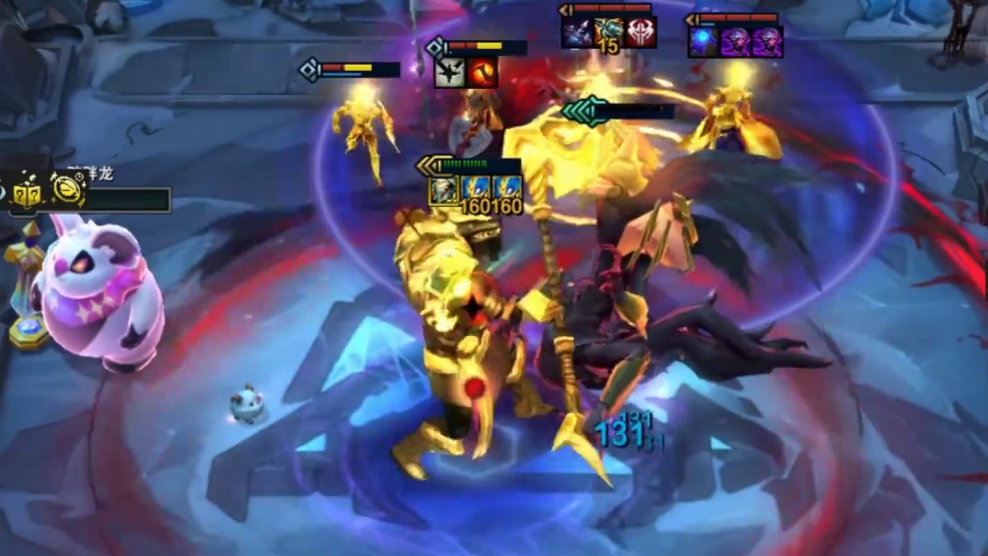 3光明神装3星狗头 vs 10诺克萨斯 ！