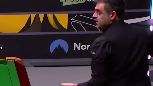 德国大师赛，火箭5:1轻松击败龙泽煌晋级正赛，制胜局依旧是打的行云流水！