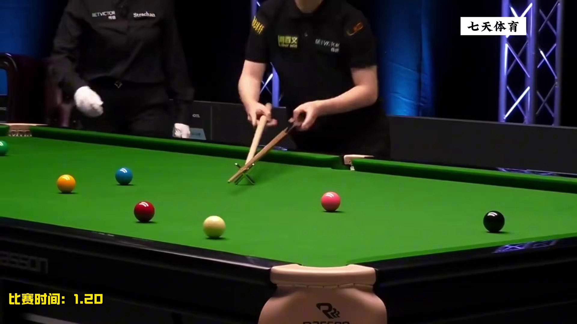 最新比赛：赵心童大战塞尔比，落后50分，超神运气上演顶级逆转