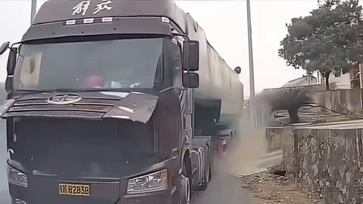 怎么开口骂人呢！