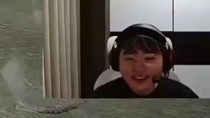 “不要笑挑战！泽哥上房完美复刻硕硕吃鸡冥场面”