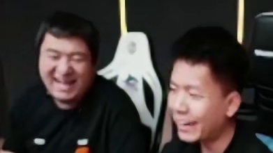 念旧排位遇五星上将队友被骂，看录像发现是自己的问题连忙道歉太有节目了