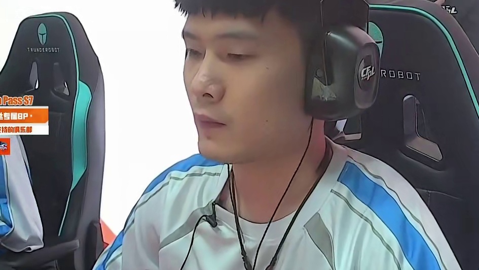 颜开轰下23杀带飞三个半负娃队友，念旧锐评颜开打比赛太阴了