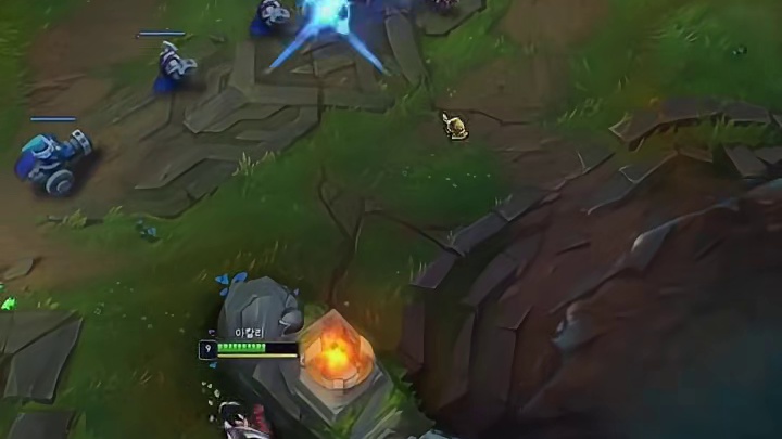 Faker第一视角阿卡丽极限ER反杀