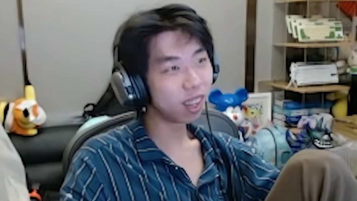 青蛙给XDD装了台电脑？XDD播间一脸懵不知道谁送的！ 不会是态爷吧？ #