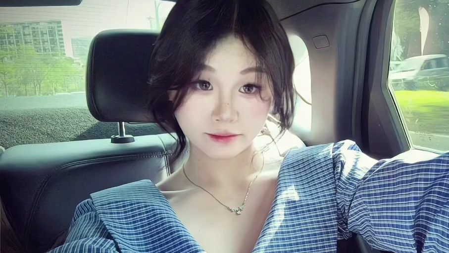 在这发霉的世界我只想被阳光晒透