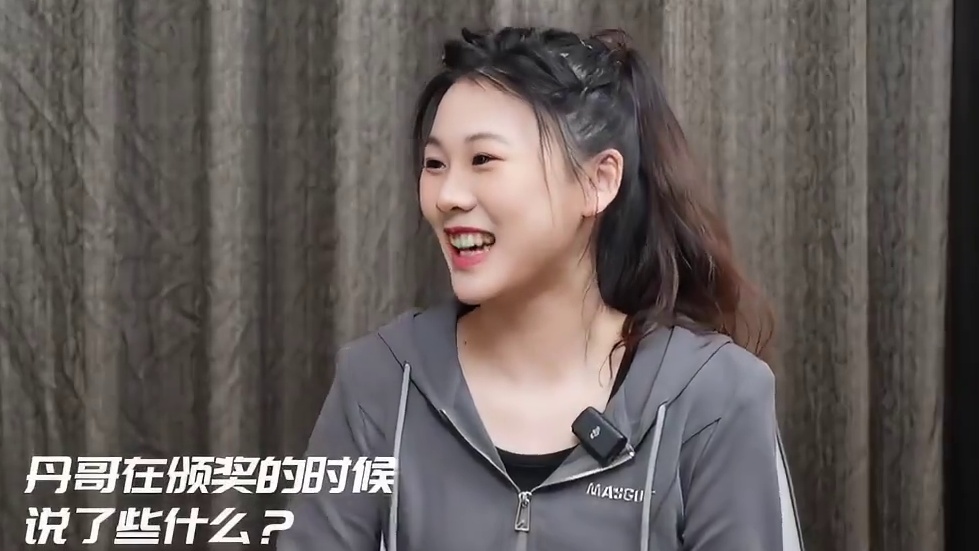 赵俊鹏：丹哥没有说让我不要提款