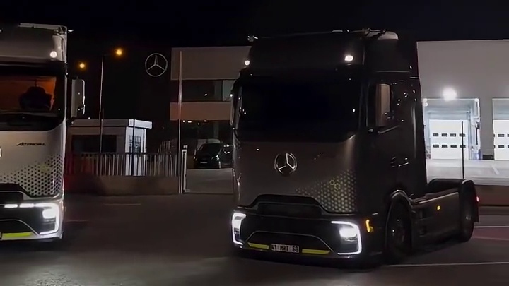 晚上一开灯显得脸好长