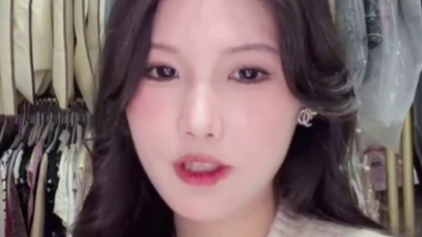 童漾妈妈直播露脸