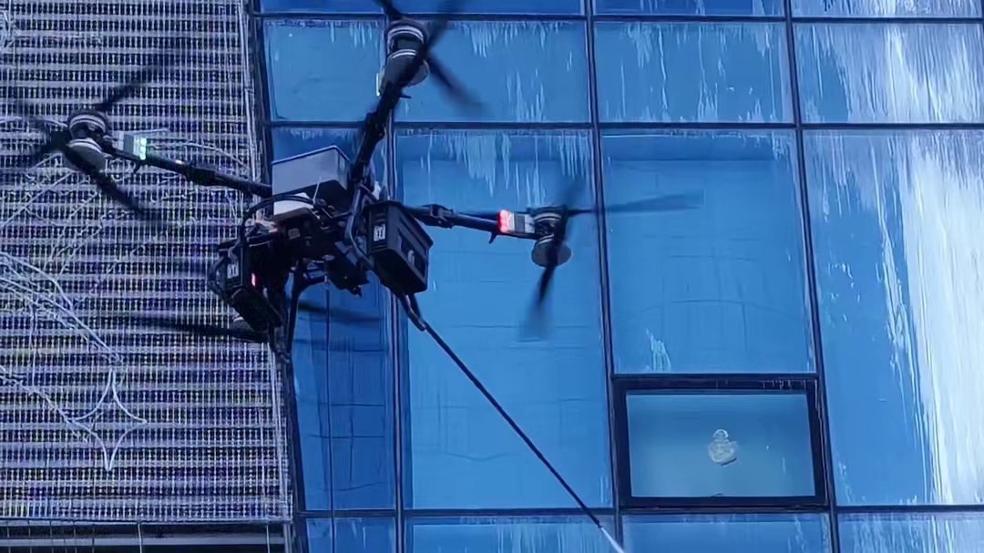 幕墙清洗，就找大成航空