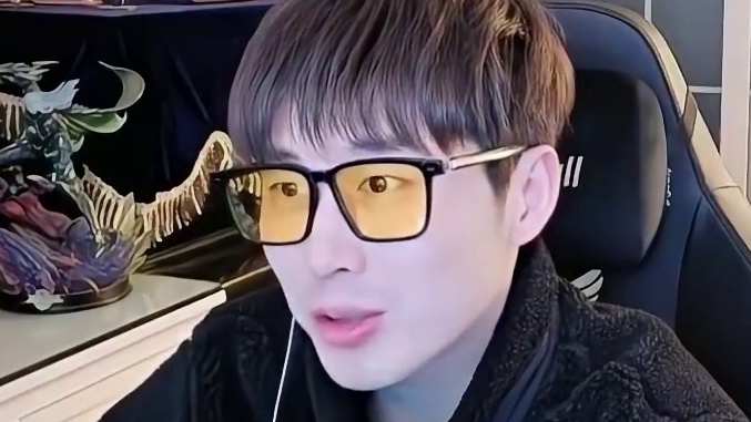 暖阳又掏新打野，李白重现KPL，S组之间亦有差距。 KPL春季赛