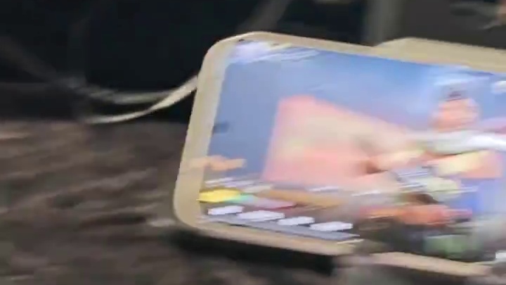 听说你们放假了 要一起玩游戏吗