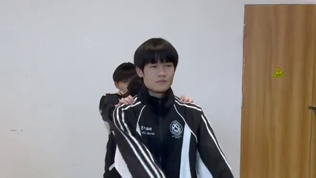 摩托舞欣赏一下！