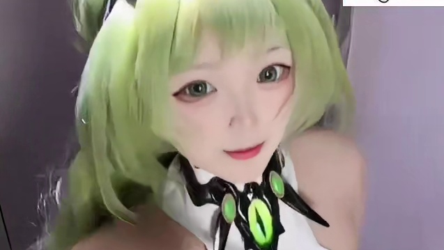 爱莉希雅让我拍的