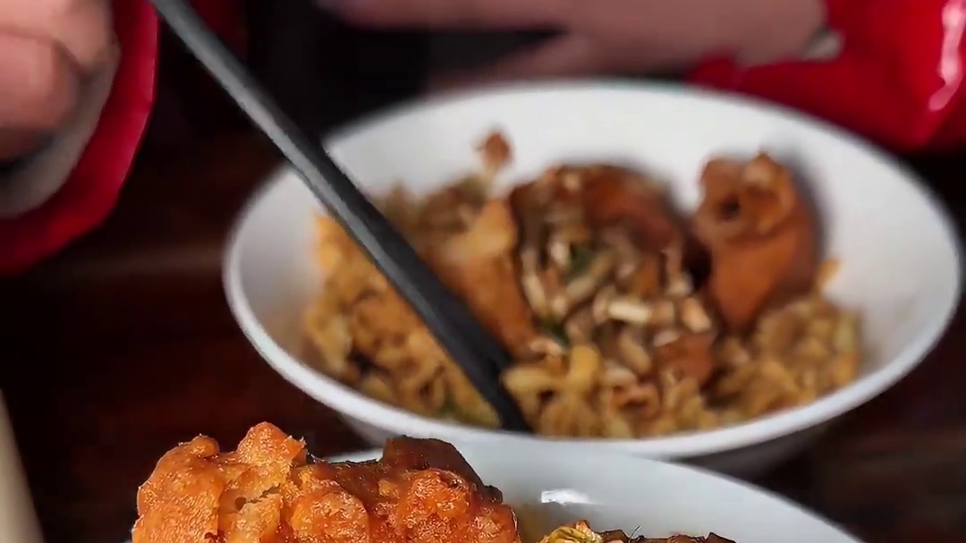 人均60块，极限12小时逛吃贵州镇宁，狂吃6顿