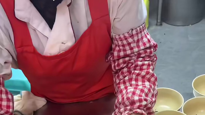 在贵阳开了20多年的宜宾燃面，青椒 牛肉 份量足  面条劲道 1碗不够吃