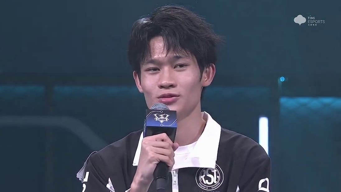 我们不说始终如一，我们说…