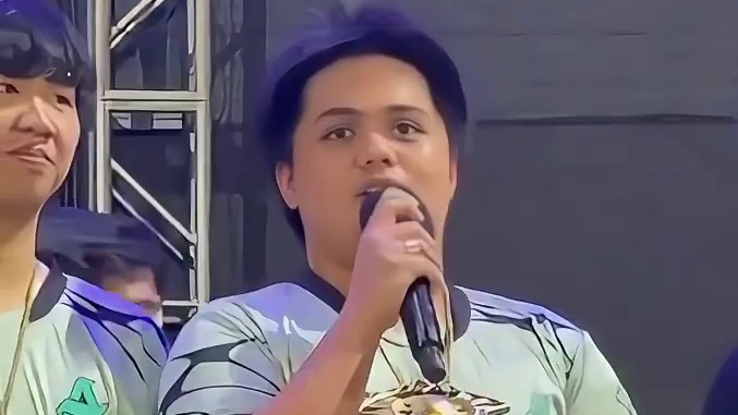 欢迎M7世界总决赛冠军，感谢大家的支持