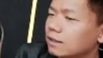 白鲨的残局离谱操作给教练都看无奈了 年后念旧就上场了，接过白鲨指挥权，基本上是换小V了。#2026C