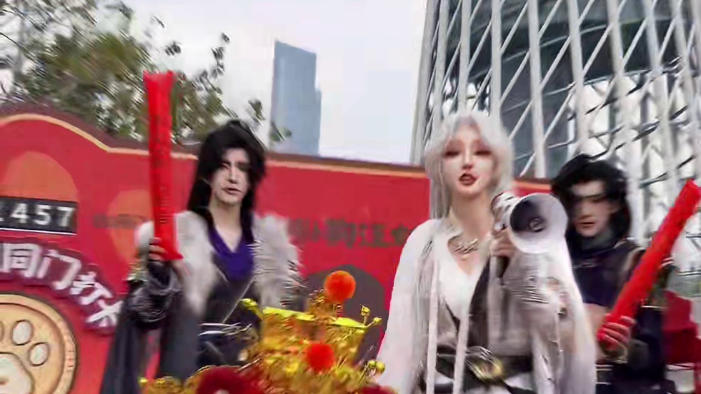 狗富贵，互相汪，血河大帝已出道 逆水寒