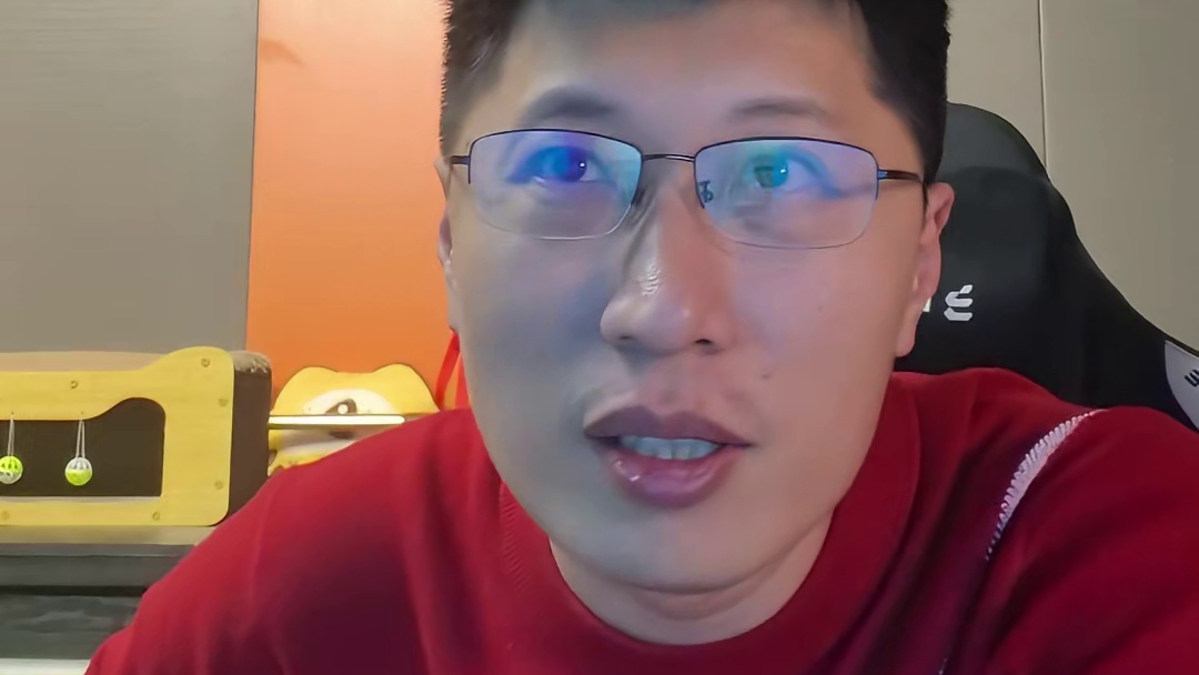 肖恩今晚真是神挡杀神佛挡杀佛，给罗伯逊都打蒙了