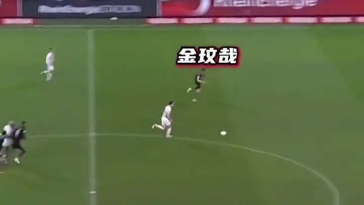 这是谁的部将！乌尔比希6次神扑救主，17岁卡尔助攻穆西亚拉定乾坤，实在太精彩了吧