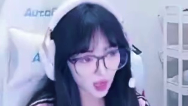 各大职业主播们看，doo潜艇烟中稳定架点冬眠，白鲨当场人傻了