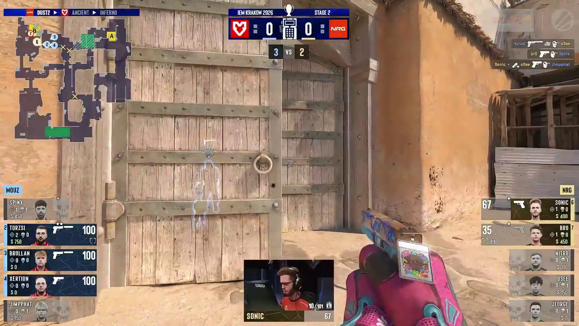 上半场手枪局，MOUZ全歼对方并拆除C4取得回合胜利，MOUZ 1:0 NRG