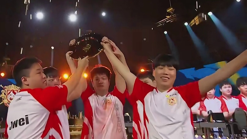 大浪淘沙立刻宿敌 浴火重生缔造传奇