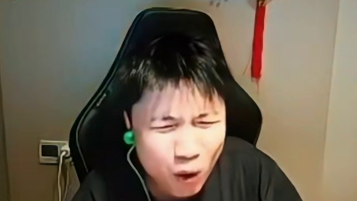 “逆天魔王donk！见人就是秒！！！”