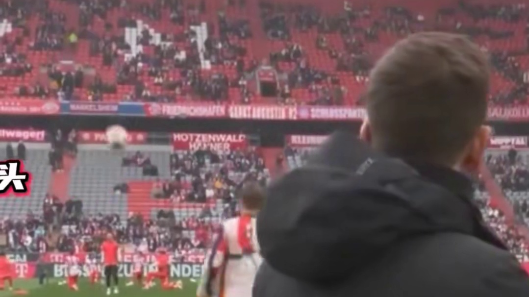 诺伊尔做了什么，能让记者怀疑人生？