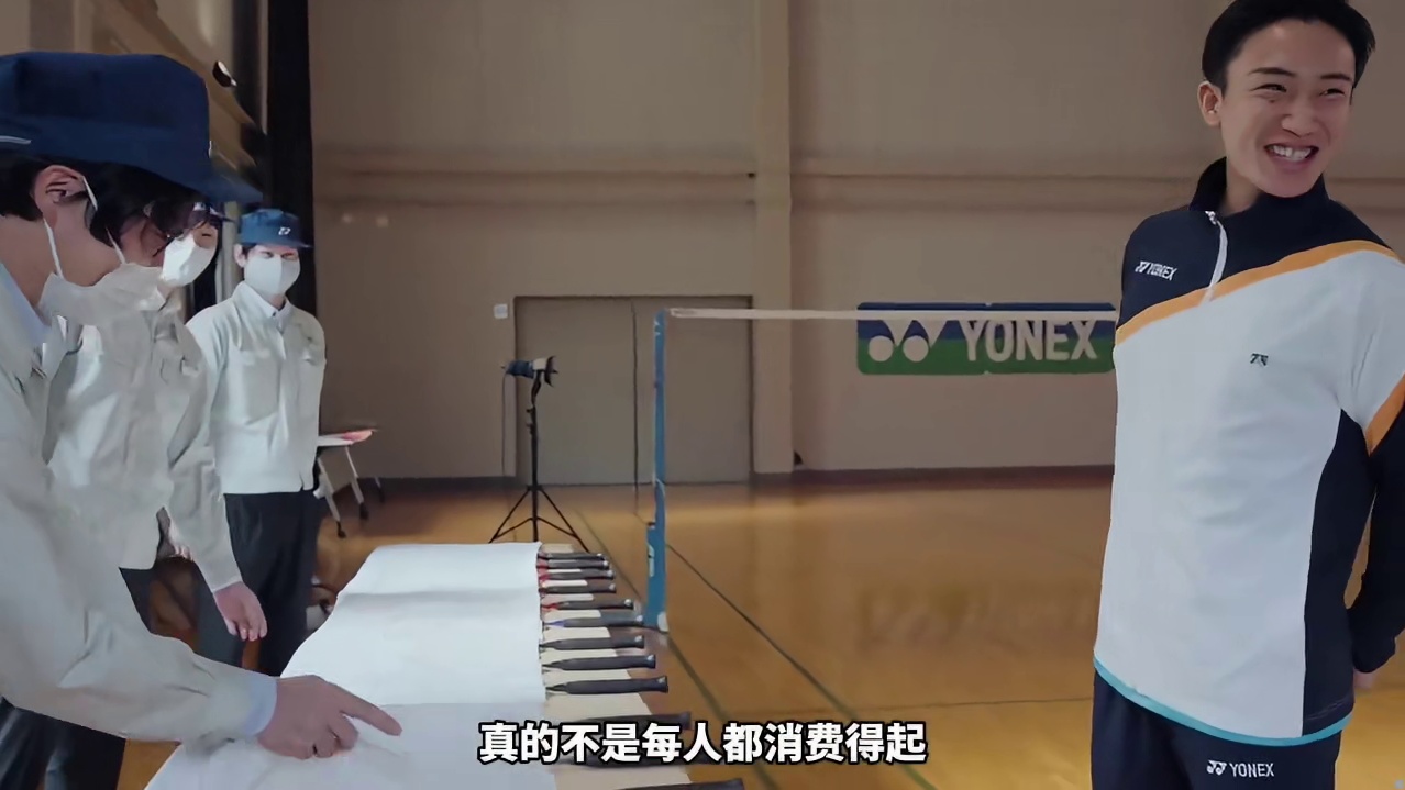 安踏122亿收购彪马，入局羽毛球行业 安踏刚进入马年就大动作不断，从新球拍发布再到巨额收