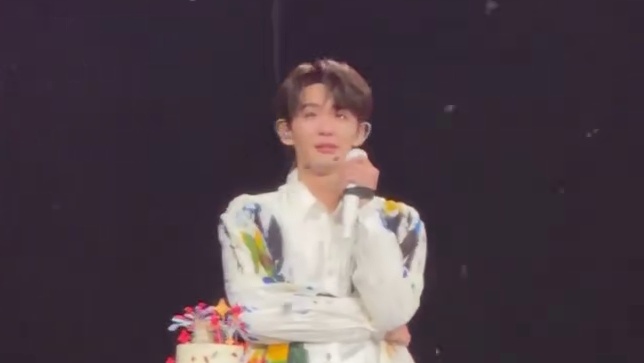 一场情绪价值和live都拉满的演唱会，野子生日快乐